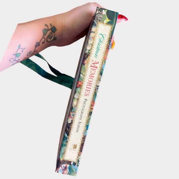 𝅺christmas Memories Photograph Album (SC) - Picture 5 of 6